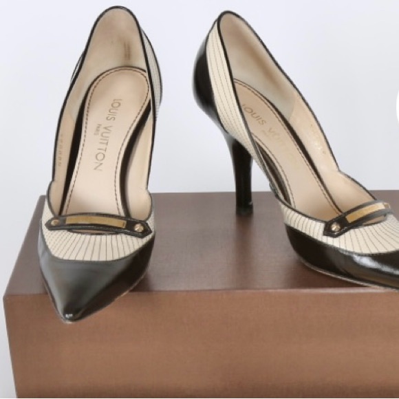 LOUIS VUITTON Quilted Cream-Choco Pointy Cap Toe Heels - Size: 40 EU - Picture 2 of 10